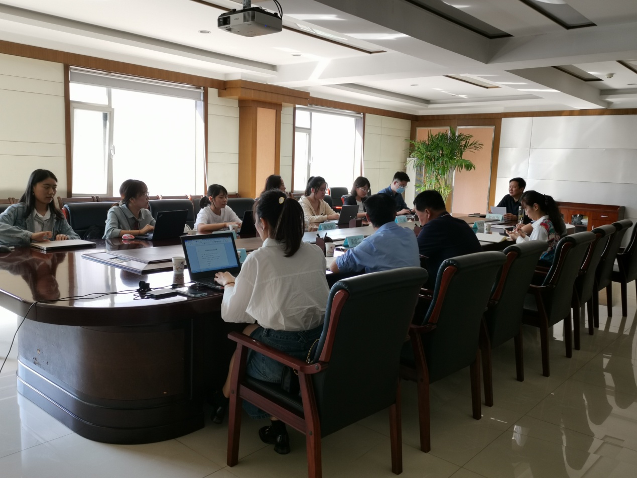 西安市西投投資(發(fā)展)有限公司召開陜西中油和眾油品銷售有限公司中介機(jī)構(gòu)見面會(huì)